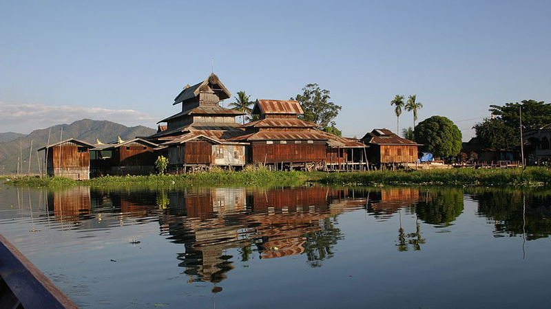 Nga Phe Chaung monastery