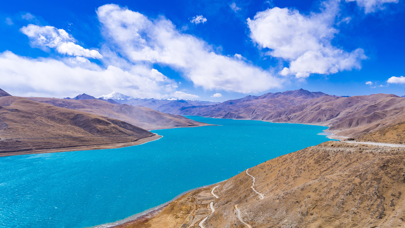 Yamdrok Lake