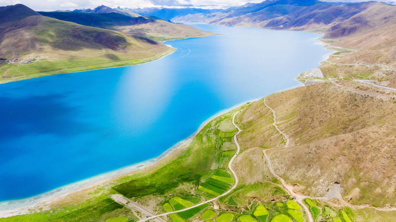 Yamdrok Lake