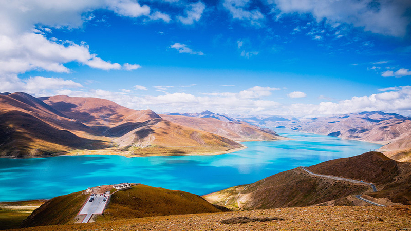 Yamdrok Lake