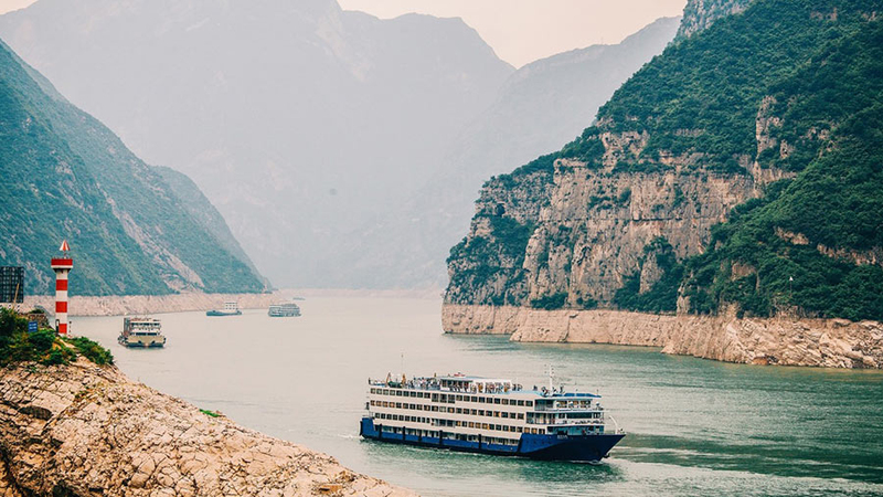 Yichang to Chongqing Yangtze River Cruise