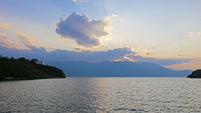 Erhai Lake